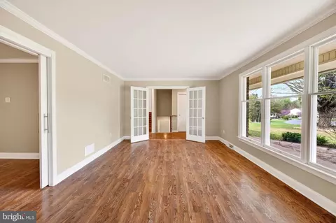 Living - 2130 Bellvale Rd, Fallston, MD 21047 photo 5 of 7