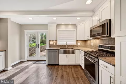 Kitchen - 2130 Bellvale Rd, Fallston, MD 21047 photo 4 of 6