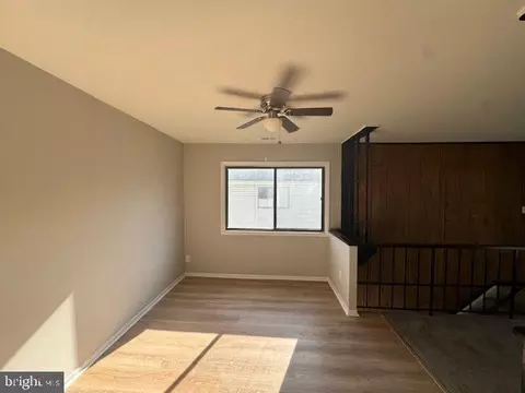 Living - 819 Windstream Way #D, Edgewood, MD 21040 photo 5 of 5