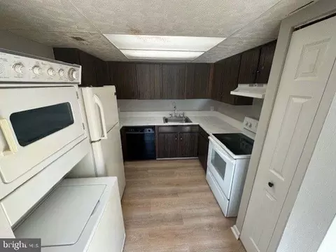 Kitchen - 819 Windstream Way #D, Edgewood, MD 21040 photo 1 of 1
