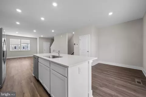 Entry Way - 405 Halyard Ct, Joppa, MD 21085 photo 8 of 13