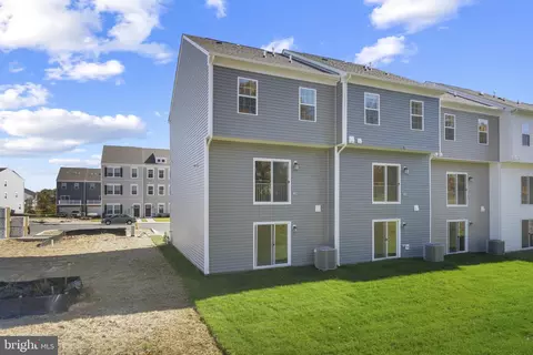 Exterior - 405 Halyard Ct, Joppa, MD 21085 photo 4 of 6