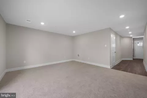 Entry Way - 405 Halyard Ct, Joppa, MD 21085 photo 2 of 13