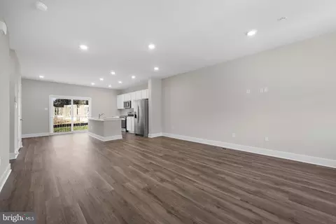 Living - 405 Halyard Ct, Joppa, MD 21085 photo 1 of 1