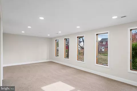 Living - 503 Glandel Ct, Joppa, MD 21085 photo 5 of 5