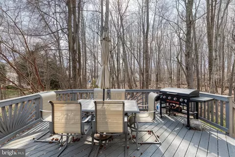 2970 Siwanoy Dr, Edgewood, MD 21040