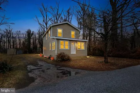 5 Oakdale Ave, Aberdeen, MD 21001