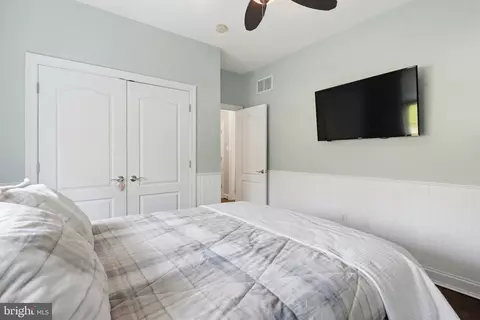 Bedroom - 2022 Baldwin Mill Rd, Fallston, MD 21047 photo 6 of 6
