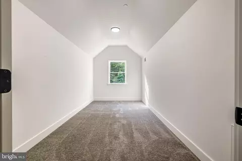 Entry Way - 1909 Mitchell Dr, Aberdeen, MD 21001 photo 6 of 9