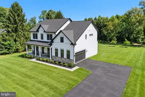 Exterior - 1909 Mitchell Dr, Aberdeen, MD 21001 photo 2 of 10