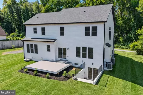 Exterior - 1909 Mitchell Dr, Aberdeen, MD 21001 photo 4 of 10