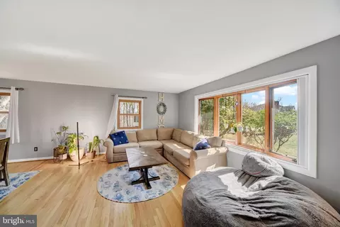 Living - 1504 Groveton Ct, Fallston, MD 21047 photo 1 of 2
