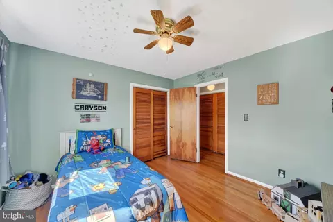 Bedroom - 1504 Groveton Ct, Fallston, MD 21047 photo 3 of 7