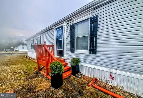 228 Poclain Dr, Aberdeen, MD 21001