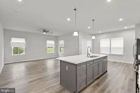 Living - 747 Sagebrush Loop, Aberdeen, MD 21001 photo 3 of 5
