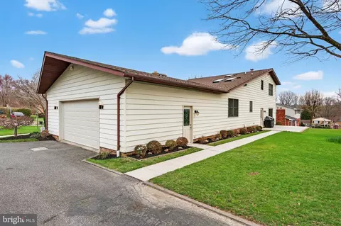Exterior - 1703 Brickhouse Ln, Fallston, MD 21047 photo 4 of 7
