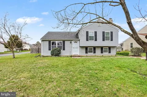 935 Edmund St, Aberdeen, MD 21001