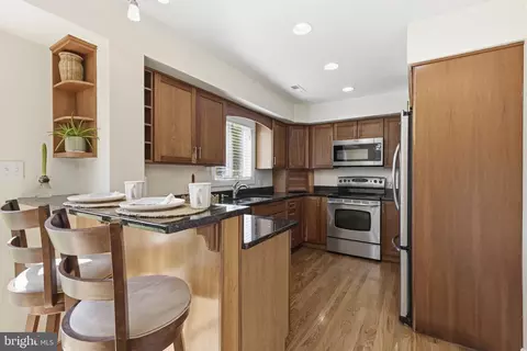 Kitchen - 3710 Hilltop Dr, Joppa, MD 21085 photo 2 of 4