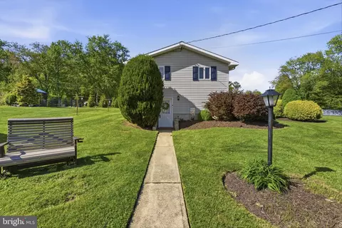 Exterior - 3710 Hilltop Dr, Joppa, MD 21085 photo 5 of 13
