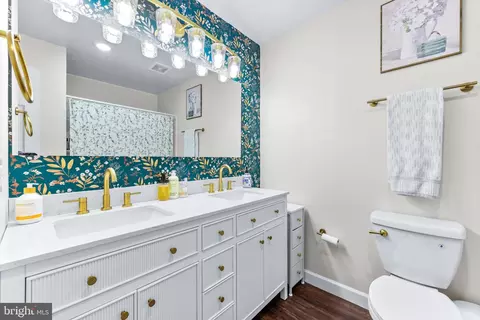 Bath - 2847 Moores Rd, Baldwin, MD 21013 photo 1 of 5