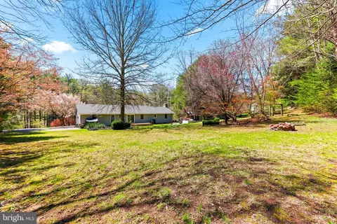 Exterior - 2847 Moores Rd, Baldwin, MD 21013 photo 14 of 15