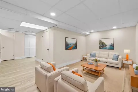 Living - 87 Haverhill Rd, Joppa, MD 21085 photo 2 of 2