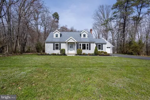 1604 Holly Dr, Joppa, MD 21085 photo 2