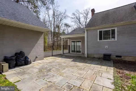 1604 Holly Dr, Joppa, MD 21085 photo 4