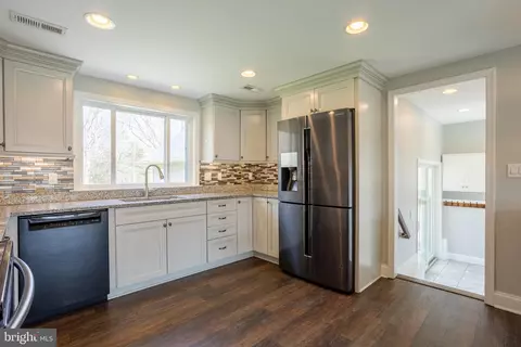 1604 Holly Dr, Joppa, MD 21085 photo 29