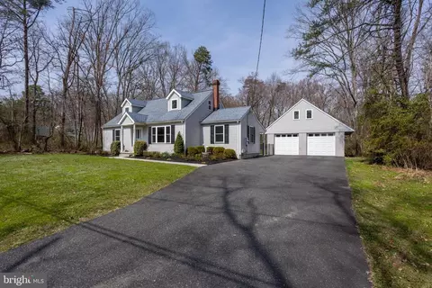 1604 Holly Dr, Joppa, MD 21085 photo 3