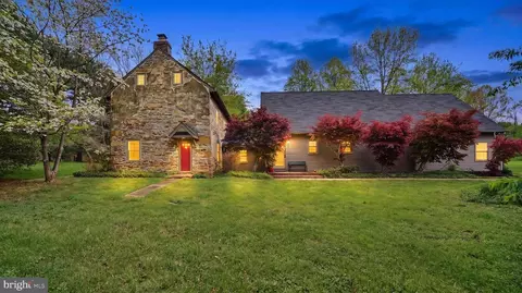 4037 Grande View Dr, Pylesville, MD 21132