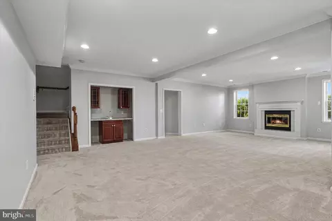 Living - 427 Shore Dr, Joppa, MD 21085 photo 13 of 14