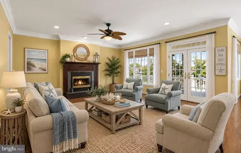 Living - 427 Shore Dr, Joppa, MD 21085 photo 8 of 14