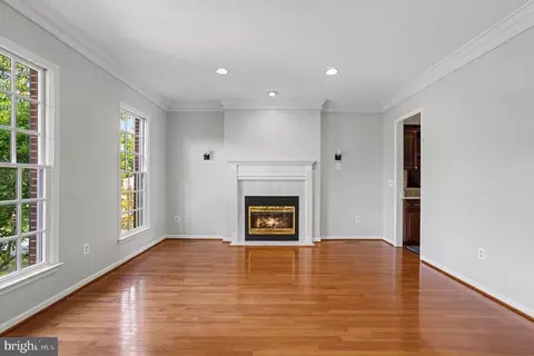 Living - 427 Shore Dr, Joppa, MD 21085 photo 4 of 14