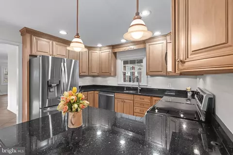 Kitchen - 603 Falconbridge Dr, Joppa, MD 21085 photo 2 of 2