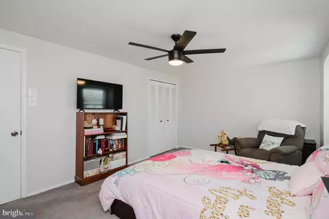 Bedroom - 696 Shore Dr, Joppa, MD 21085 photo 6 of 6