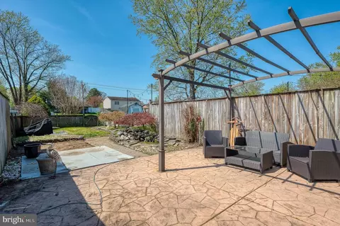 Exterior - 696 Shore Dr, Joppa, MD 21085 photo 4 of 10