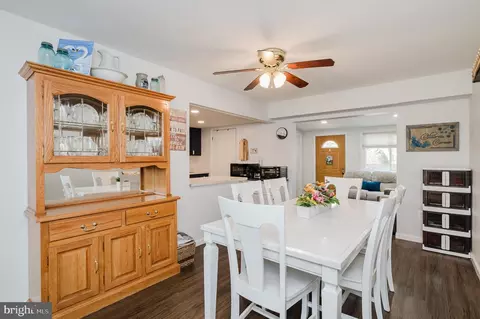 Dining - 696 Shore Dr, Joppa, MD 21085 photo 2 of 3