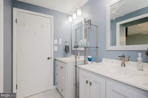 Bath - 696 Shore Dr, Joppa, MD 21085 photo 3 of 3