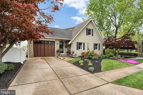 Exterior - 562 Anchor Dr, Joppa, MD 21085 photo 3 of 21