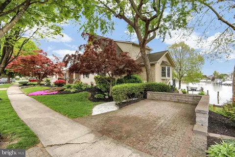 Exterior - 562 Anchor Dr, Joppa, MD 21085 photo 4 of 21