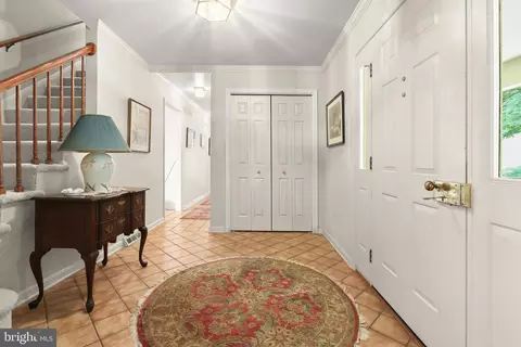 Entry Way - 2712 Crystal Ln, Baldwin, MD 21013 photo 2 of 3