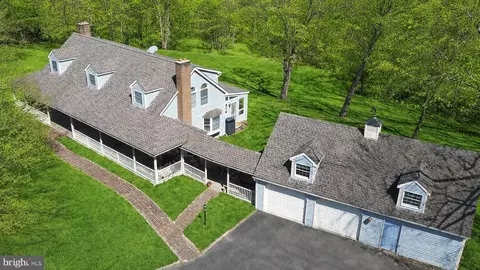 2712 Crystal Ln, Baldwin, MD 21013