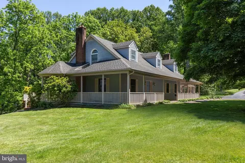 Exterior - 2712 Crystal Ln, Baldwin, MD 21013 photo 18 of 19