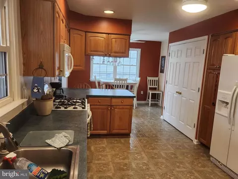 Kitchen - 215 Garnett Rd, Joppa, MD 21085 photo 1 of 4
