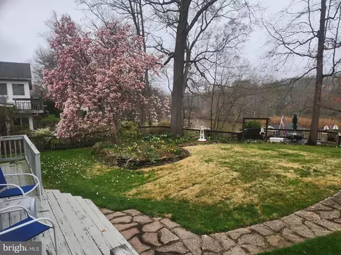 Exterior - 215 Garnett Rd, Joppa, MD 21085 photo 6 of 17