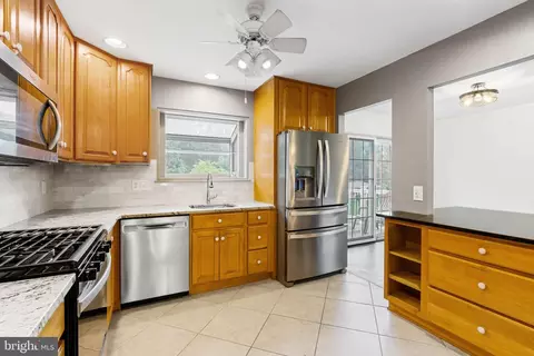 Kitchen - 3917 Longley Rd, Abingdon, MD 21009 photo 2 of 4