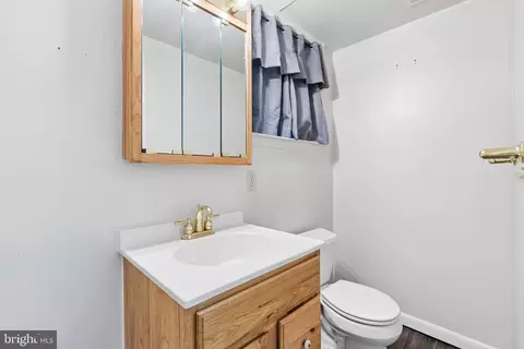 Bath - 3917 Longley Rd, Abingdon, MD 21009 photo 3 of 4