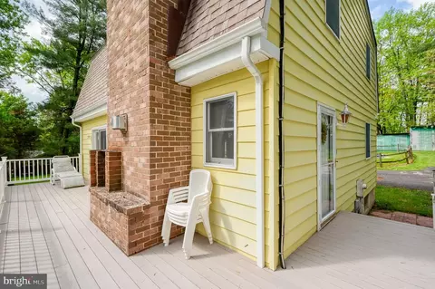 Exterior - 710 Magnolia Rd, Joppa, MD 21085 photo 6 of 13