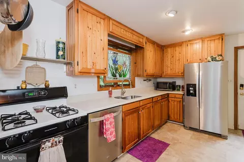 Kitchen - 710 Magnolia Rd, Joppa, MD 21085 photo 1 of 3